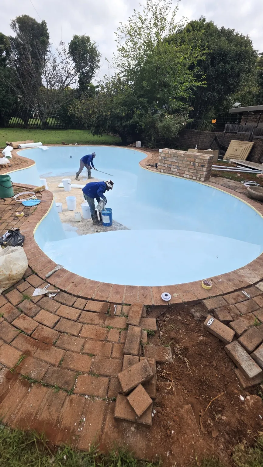 Pool with blue LED night lighting